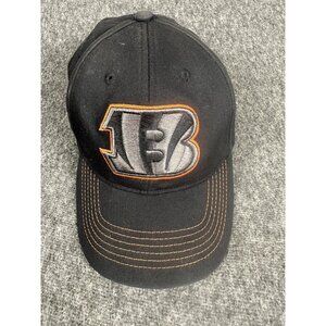 Cincinnati Bengals NFL Hat Team Apparel Fitted Cap Hat Rare Black Logo W/Orange